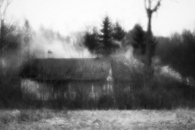 Hut and smoke | Дом и дым